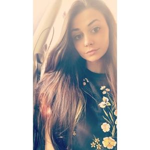 Meet your Posher, Kara